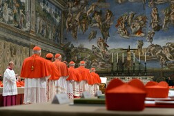 Cardinali nella Cappella Sistina
