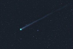 La cometa SWAN25F fotografata il 6 aprile (fonte: Micheal Jager, X)