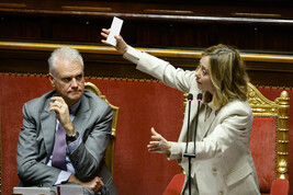 Meloni e Zangrillo in una immagine di archivio