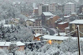 Neve primaverile su Roccaraso sull'Appennino abruzzese