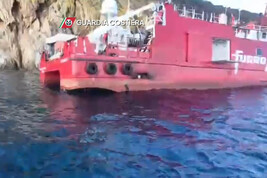 ++ Nave di 42 metri si incaglia all'Elba, salvati in 11 ++