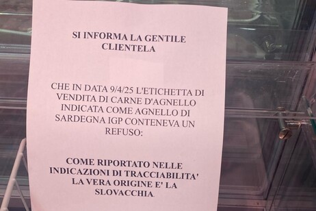 Etichetta agnello di Sardegna errata