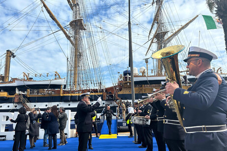 L'Amerigo Vespucci sarà a Taranto dal 16 al 22 aprile