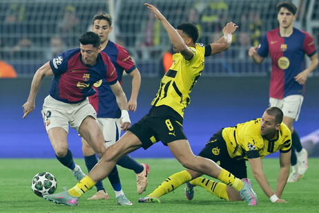UEFA Champions League quarter-finals - Borussia Dortmund vs FC Barcelona