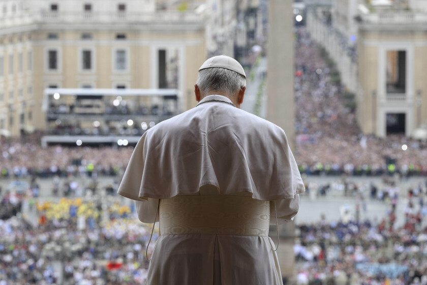 Primo Regina Coeli di Papa Leone XIV