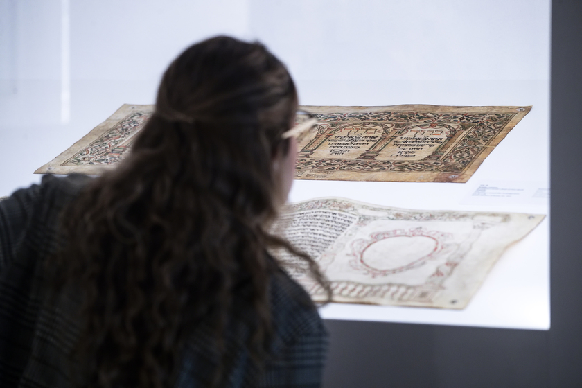 Al Museo Ebraico di Roma la mostra sull 'eroina Ester - RIPRODUZIONE RISERVATA