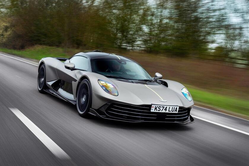 Aston Martin, la Valhalla è ai test finali di pre-produzione