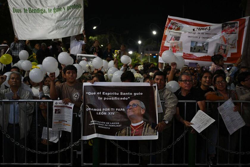In migliaia alla messa per papa Leone XIV a Chiclayo