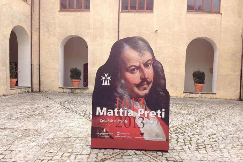 -     RIPRODUZIONE RISERVATA