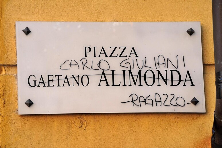 - RIPRODUZIONE RISERVATA