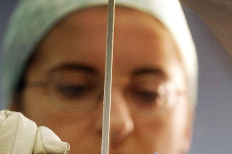 - RIPRODUZIONE RISERVATA