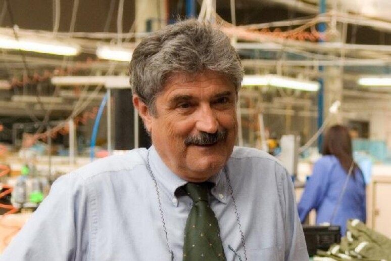 - RIPRODUZIONE RISERVATA