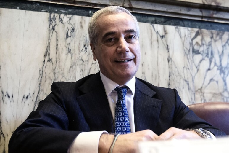 - RIPRODUZIONE RISERVATA
