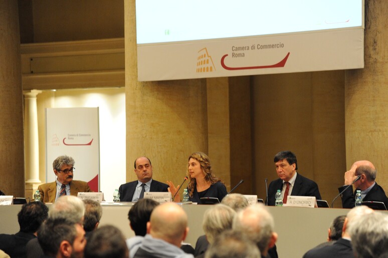 Federlazio,burocrazia pesa fino a 10% fattura - RIPRODUZIONE RISERVATA