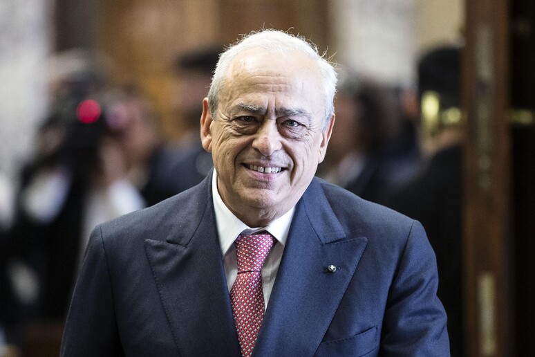 - RIPRODUZIONE RISERVATA