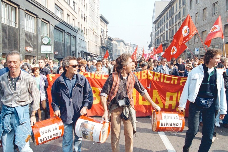 - RIPRODUZIONE RISERVATA