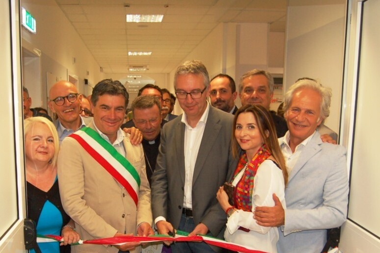 - RIPRODUZIONE RISERVATA