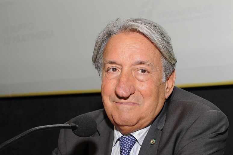 - RIPRODUZIONE RISERVATA