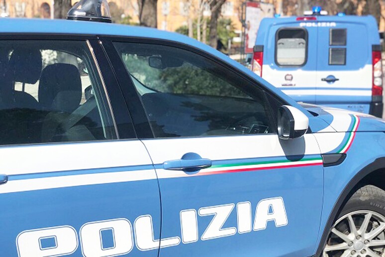 - RIPRODUZIONE RISERVATA