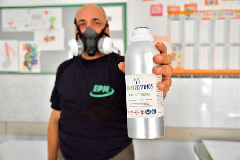 - RIPRODUZIONE RISERVATA