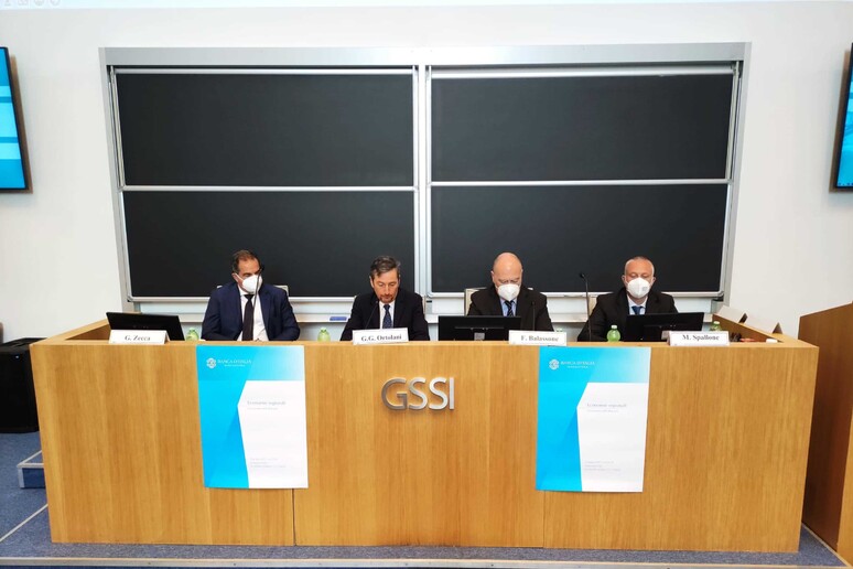 - RIPRODUZIONE RISERVATA