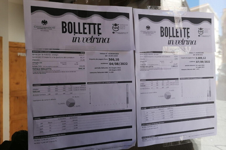 - RIPRODUZIONE RISERVATA