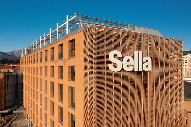 Banca Sella - RIPRODUZIONE RISERVATA