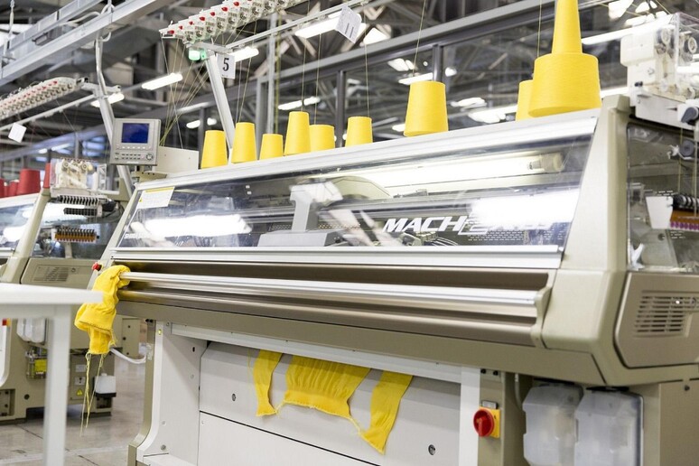 - RIPRODUZIONE RISERVATA