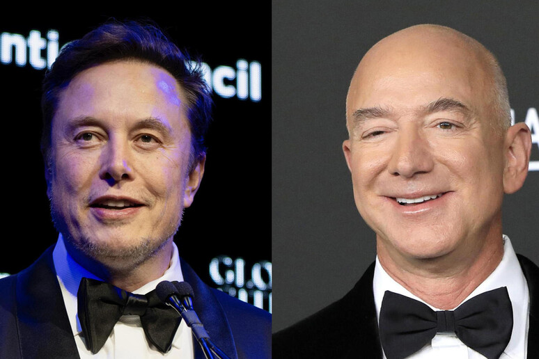 Musk e Bezos - RIPRODUZIONE RISERVATA