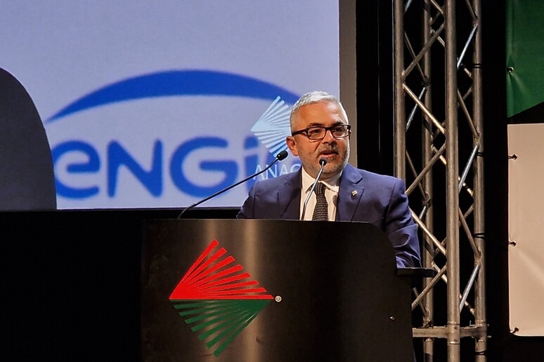-     RIPRODUZIONE RISERVATA