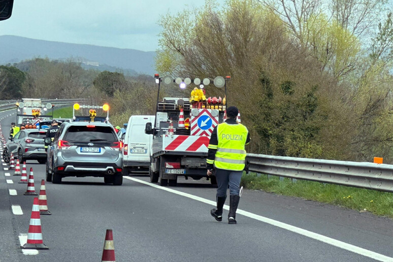 - RIPRODUZIONE RISERVATA