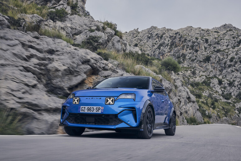 Alpine A290, l 'elettrica sportiva da 220 CV - RIPRODUZIONE RISERVATA