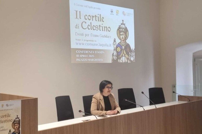 - RIPRODUZIONE RISERVATA