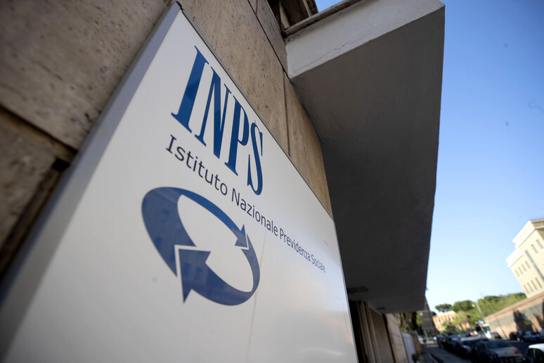 Inps - RIPRODUZIONE RISERVATA
