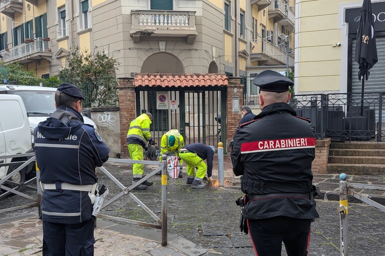 - RIPRODUZIONE RISERVATA