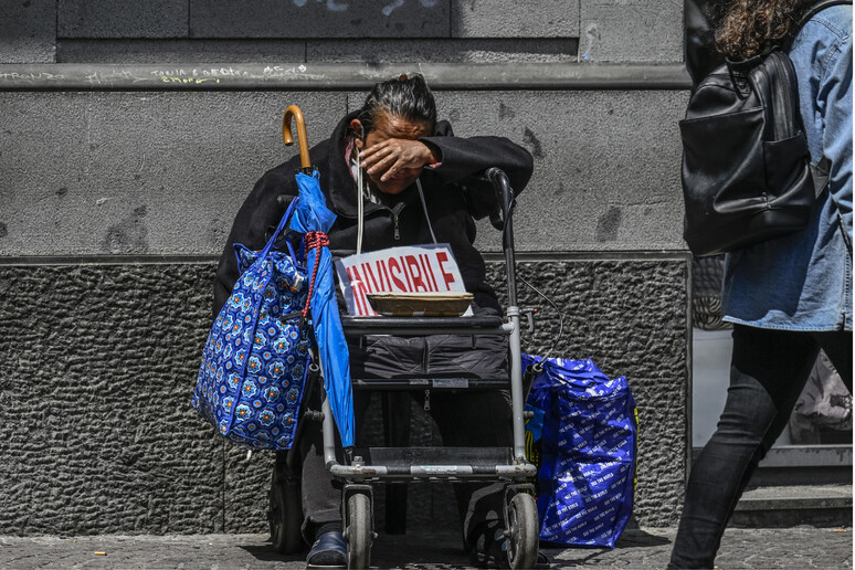 - RIPRODUZIONE RISERVATA