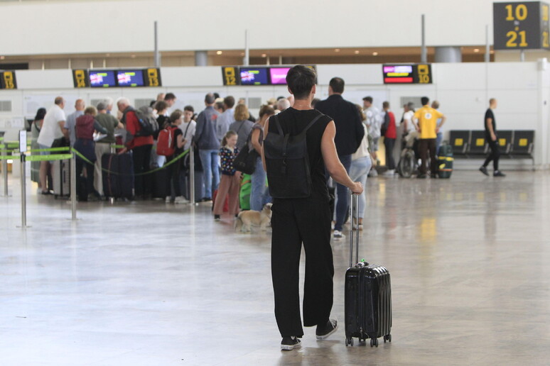Aftermath of nationwide blackout in Spain © ANSA/EPA