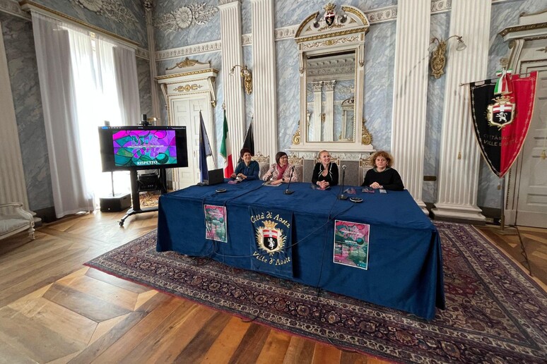 - RIPRODUZIONE RISERVATA