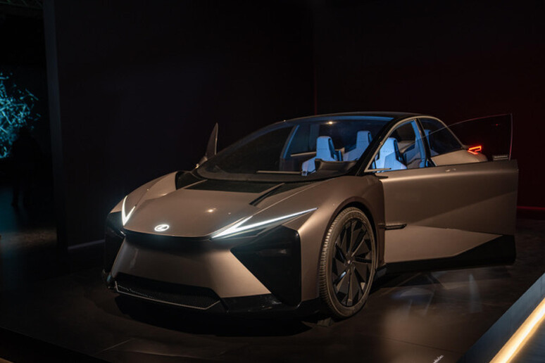 Lexus alla Milano Design Week 2025 è immersiva - RIPRODUZIONE RISERVATA