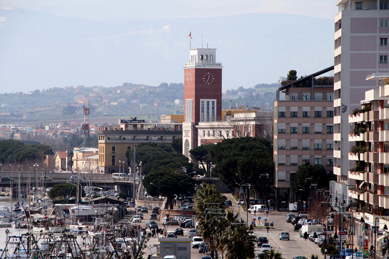 - RIPRODUZIONE RISERVATA