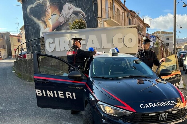 - RIPRODUZIONE RISERVATA