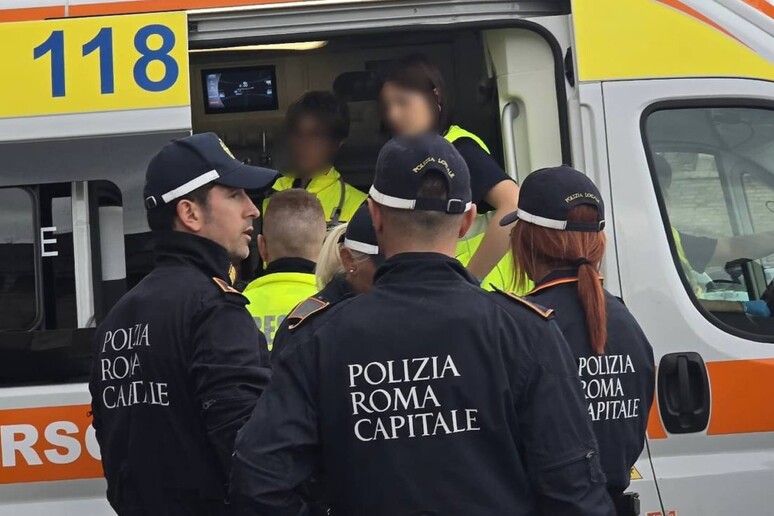 - RIPRODUZIONE RISERVATA