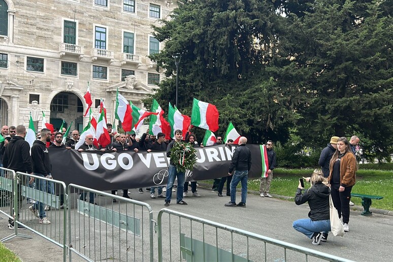 - RIPRODUZIONE RISERVATA