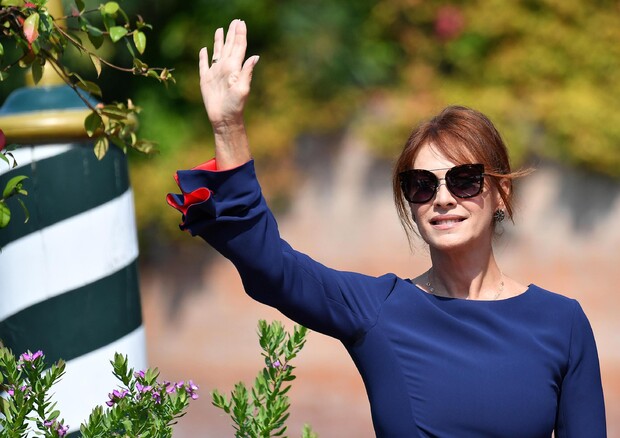 Elena Sofia Ricci, 60 candeline e un nuovo ruolo pop © ANSA