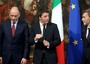 Cerimonia della campanella tra Matteo Renzi e Enrico Letta