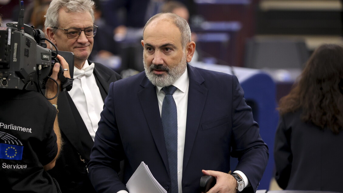 - RIPRODUZIONE RISERVATA