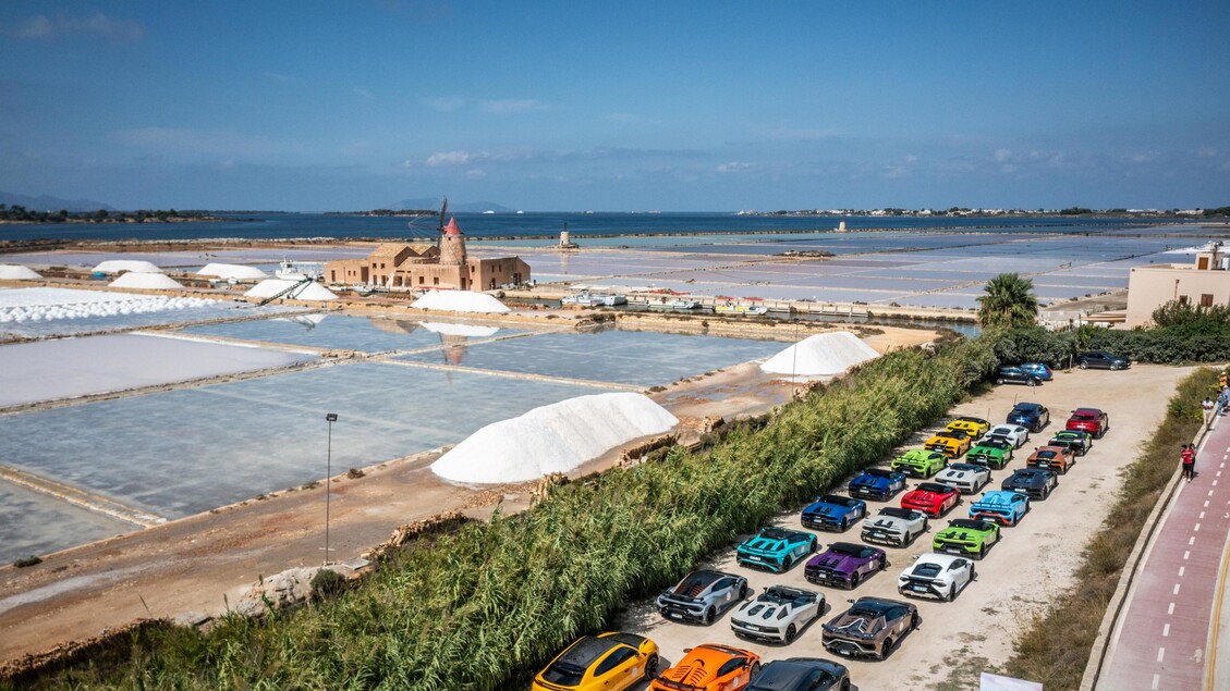 Lamborghini in Sicilia - RIPRODUZIONE RISERVATA