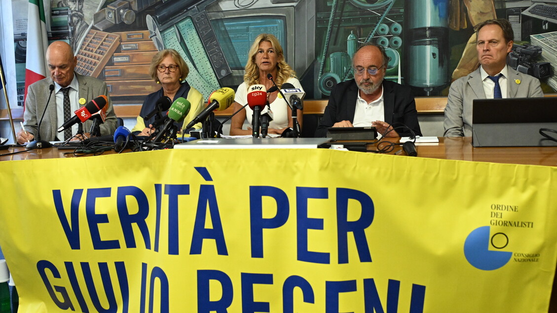 - RIPRODUZIONE RISERVATA