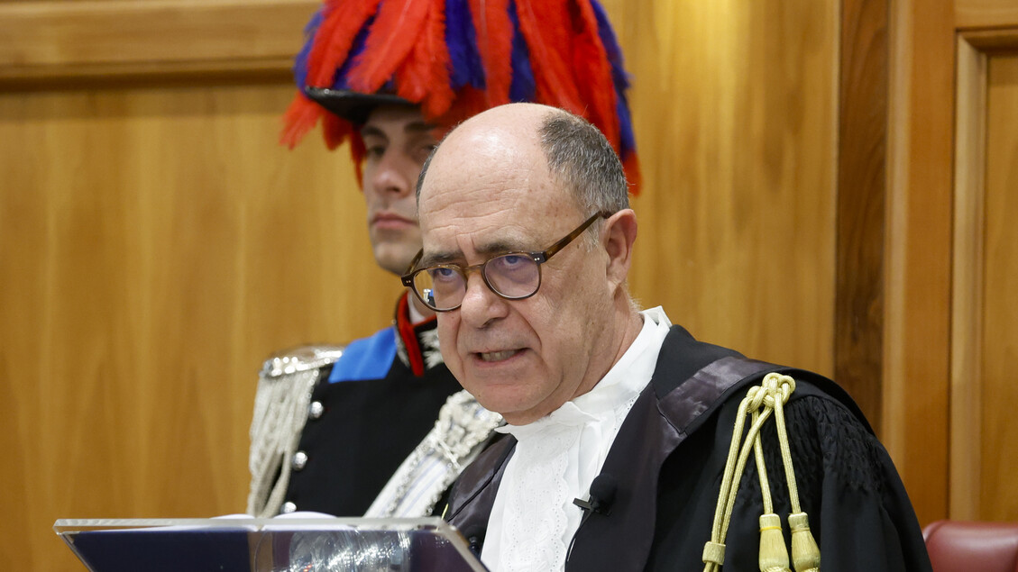- RIPRODUZIONE RISERVATA