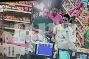 Barcellona, terroristi Cambrils ripresi prima attacco